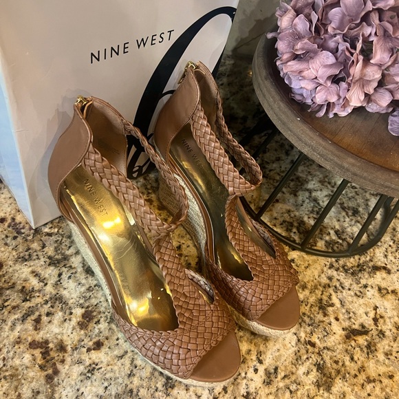 Nine West Shoes - Nine West Wedges Size 11